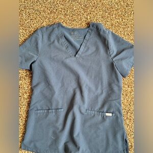 Figs Casma Top Caribbean Blue